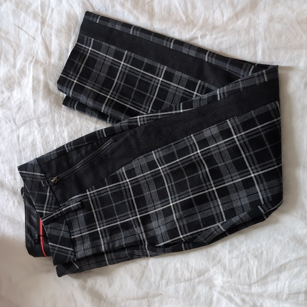 L.A.M.B. plaid pants size 2
